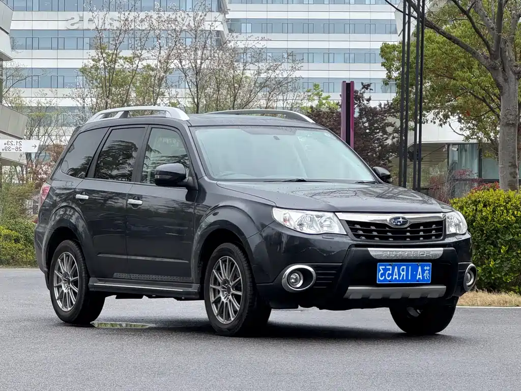 Subaru Forester 2013 — фото 4