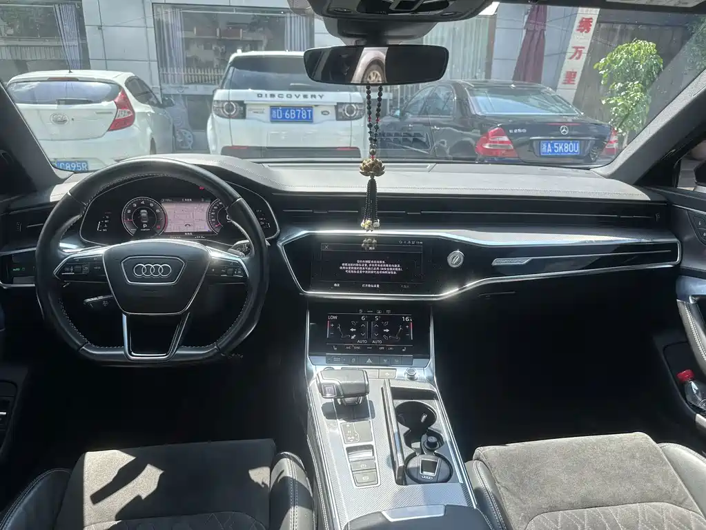 Audi A6L 2021
