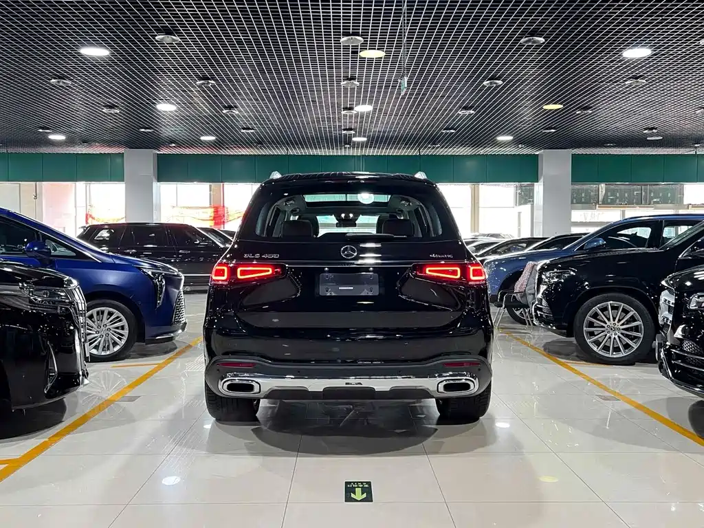 Mercedes-Benz GLS 2023 — фото 19