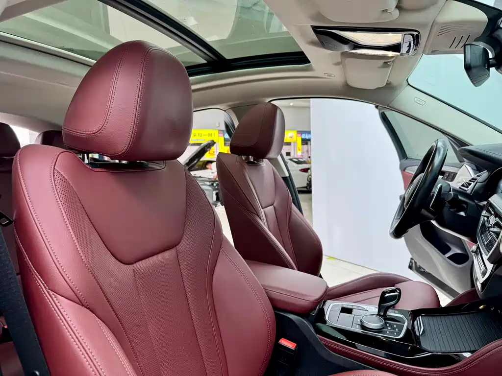 BMW X4 2022 — фото 15