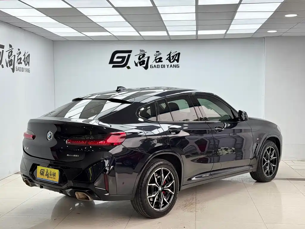 BMW X4 2022 — фото 28