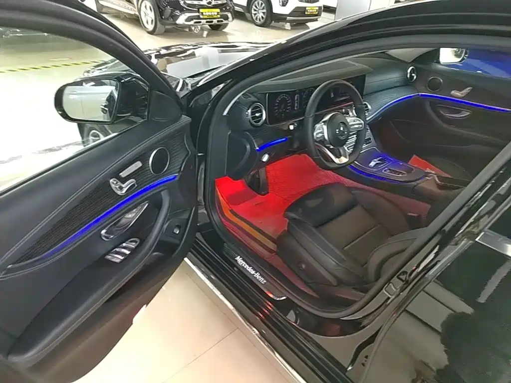 Mercedes-Benz E-Class 2020 — фото 16