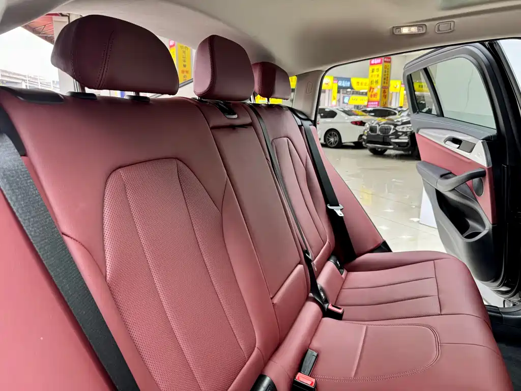 BMW X4 2022 — фото 12