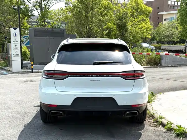 Porsche Macan 2020