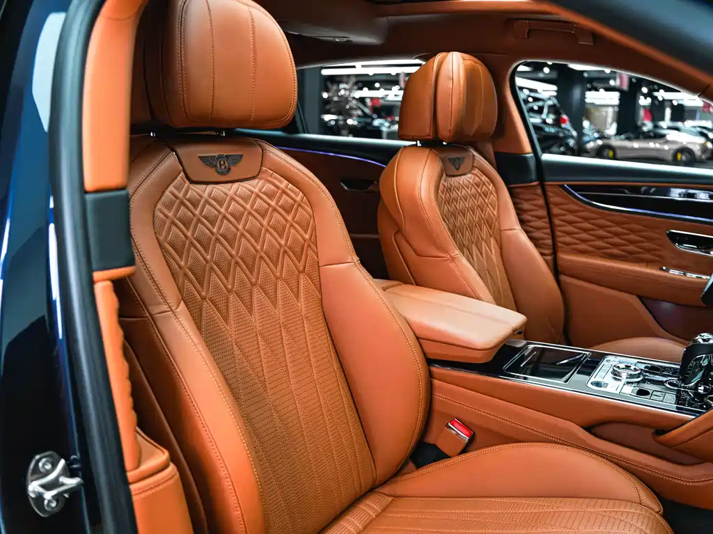 Bentley Flying Spur 2022 — фото 27