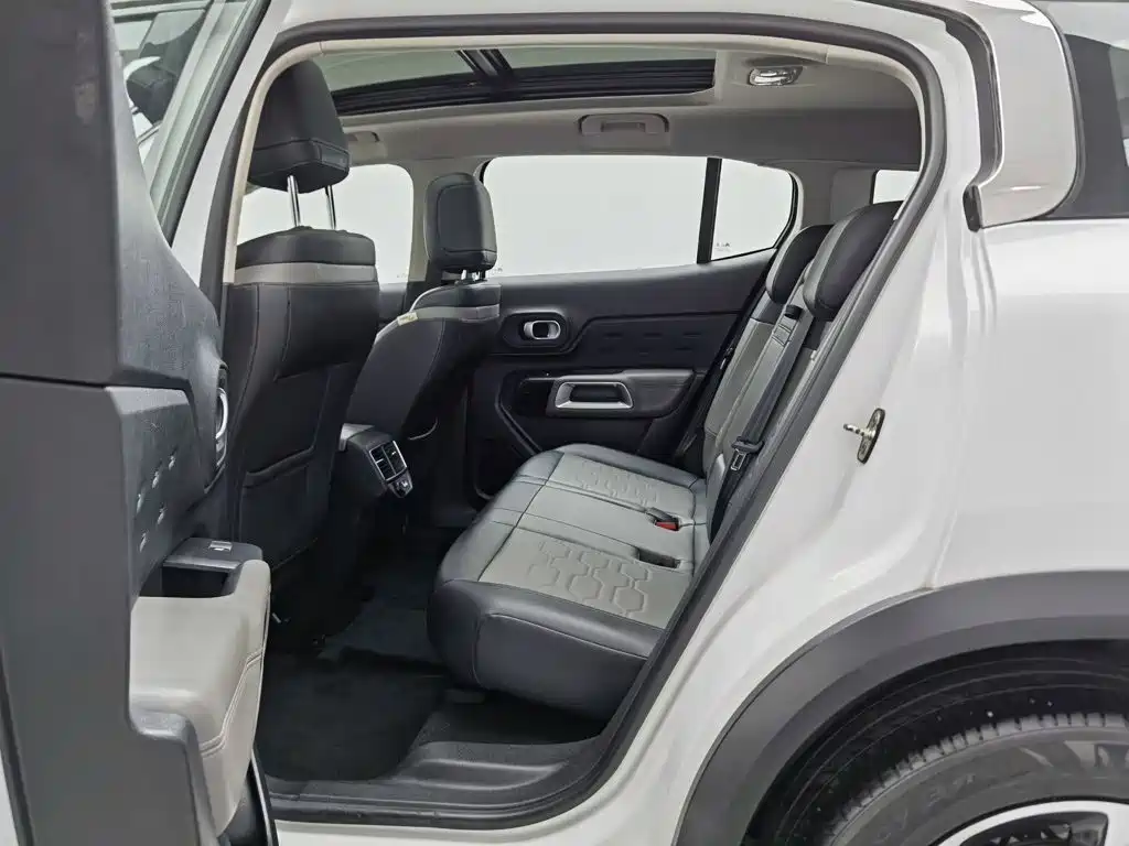Citroën C5 Aircross 2020 — фото 15