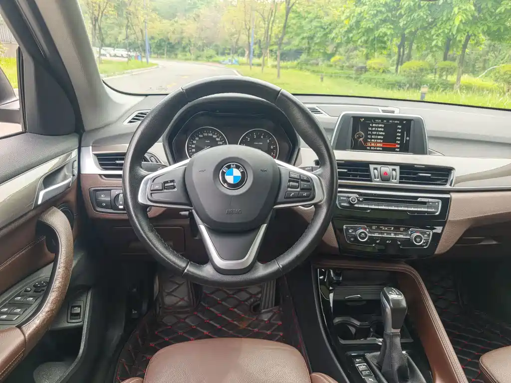 BMW X1 2017 — фото 10