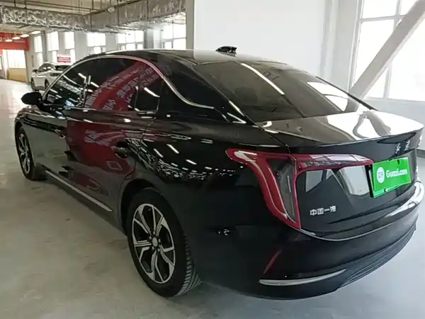 Hongqi E-QM5 2023