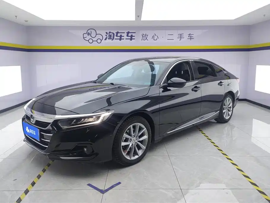 Honda Accord 2022 — фото 1