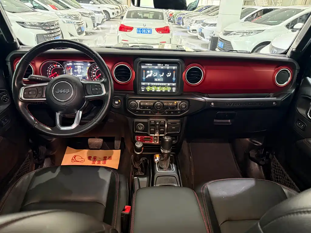 Jeep Wrangler 2024 — фото 11