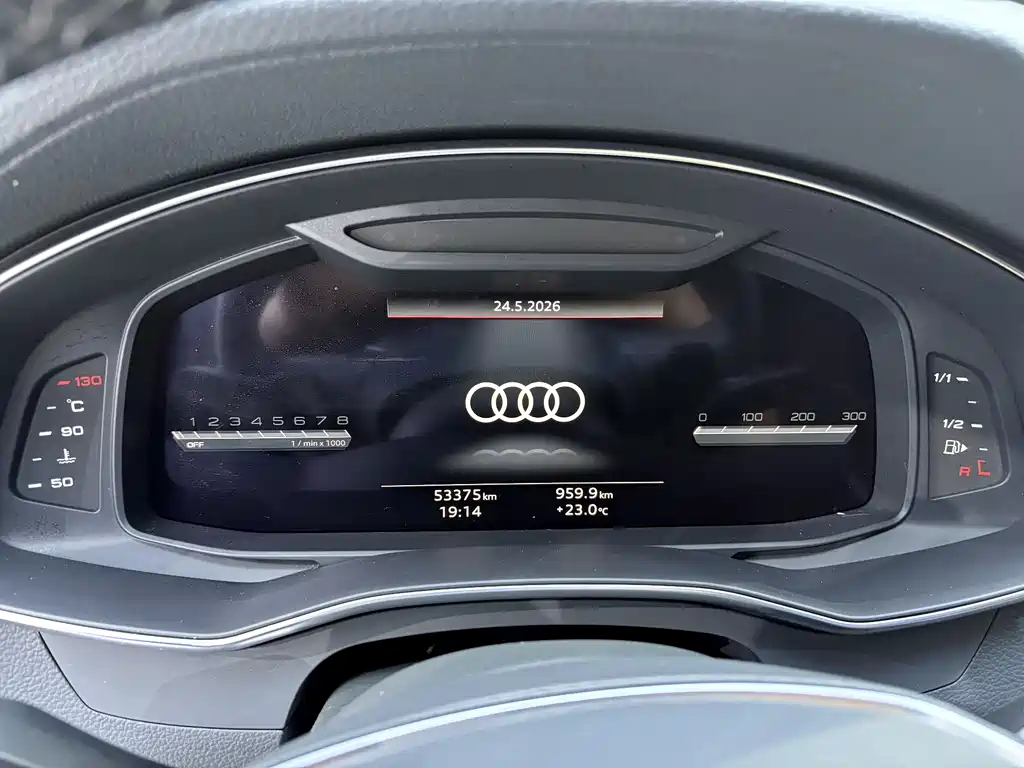 Audi A7L 2023 — фото 9