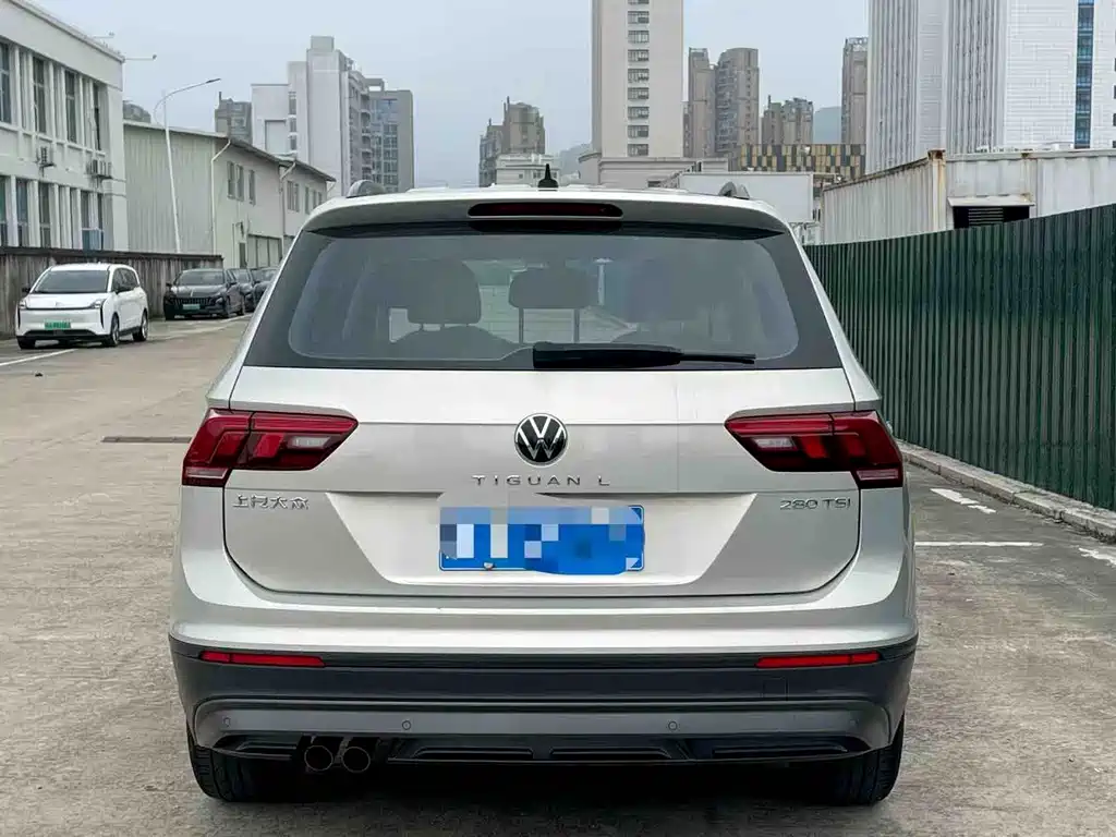 Volkswagen Tiguan L 2021 — фото 8