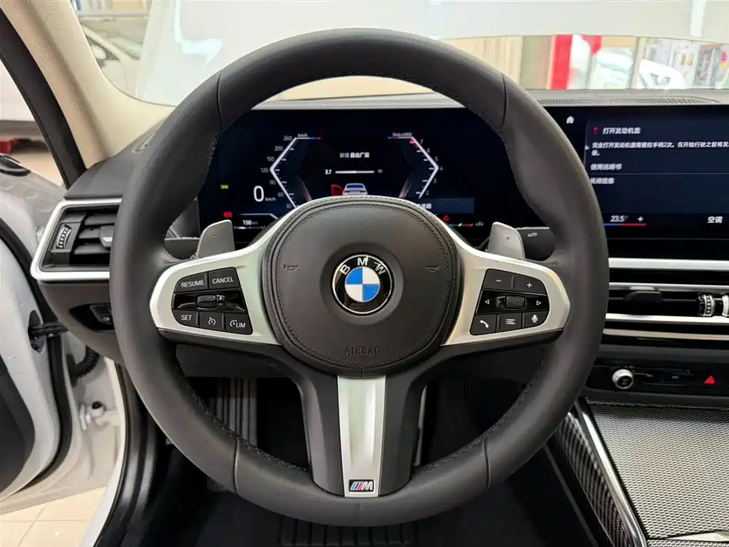 BMW 3 Series 2023 — фото 11