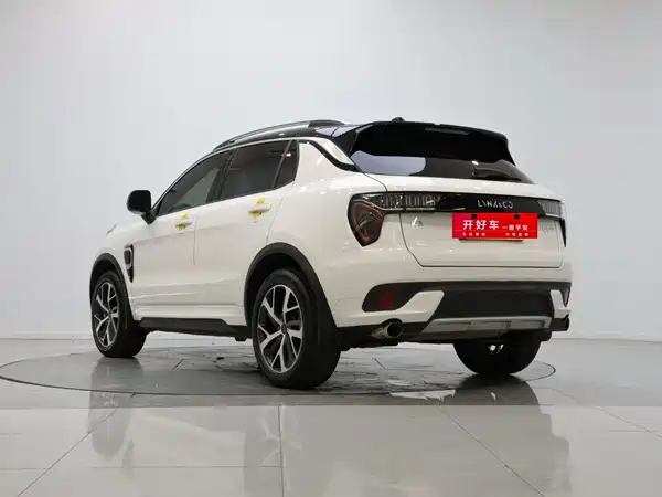 Lynk & Co 01 EM-P 2019