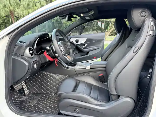 Mercedes-Benz C-Class 2020