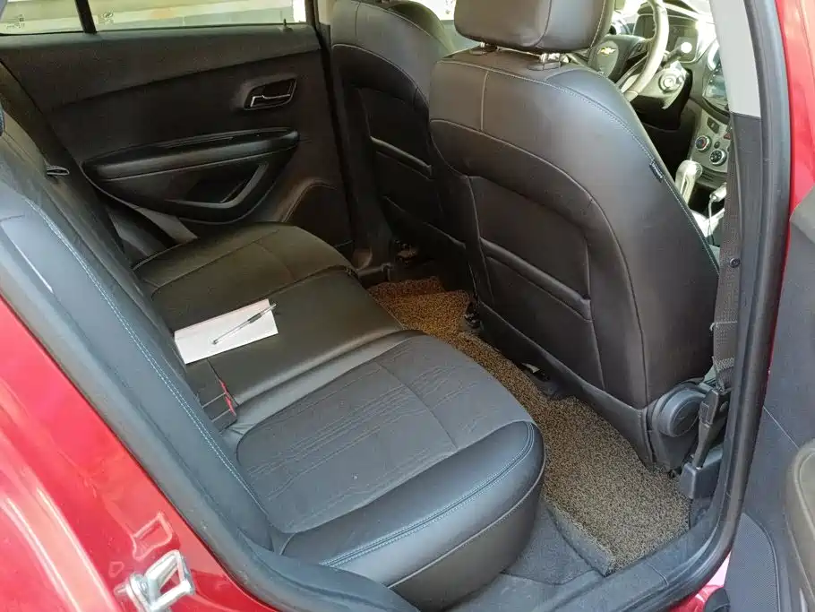 Chevrolet Trax 2014 — фото 11