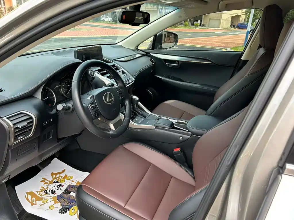 Lexus NX 2018
