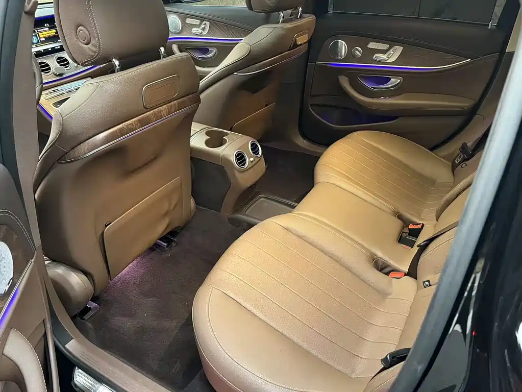 Mercedes-Benz E-Class 2020 — фото 4