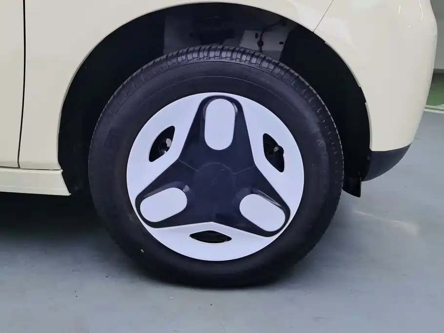 Geely Galaxy Panda 2025
