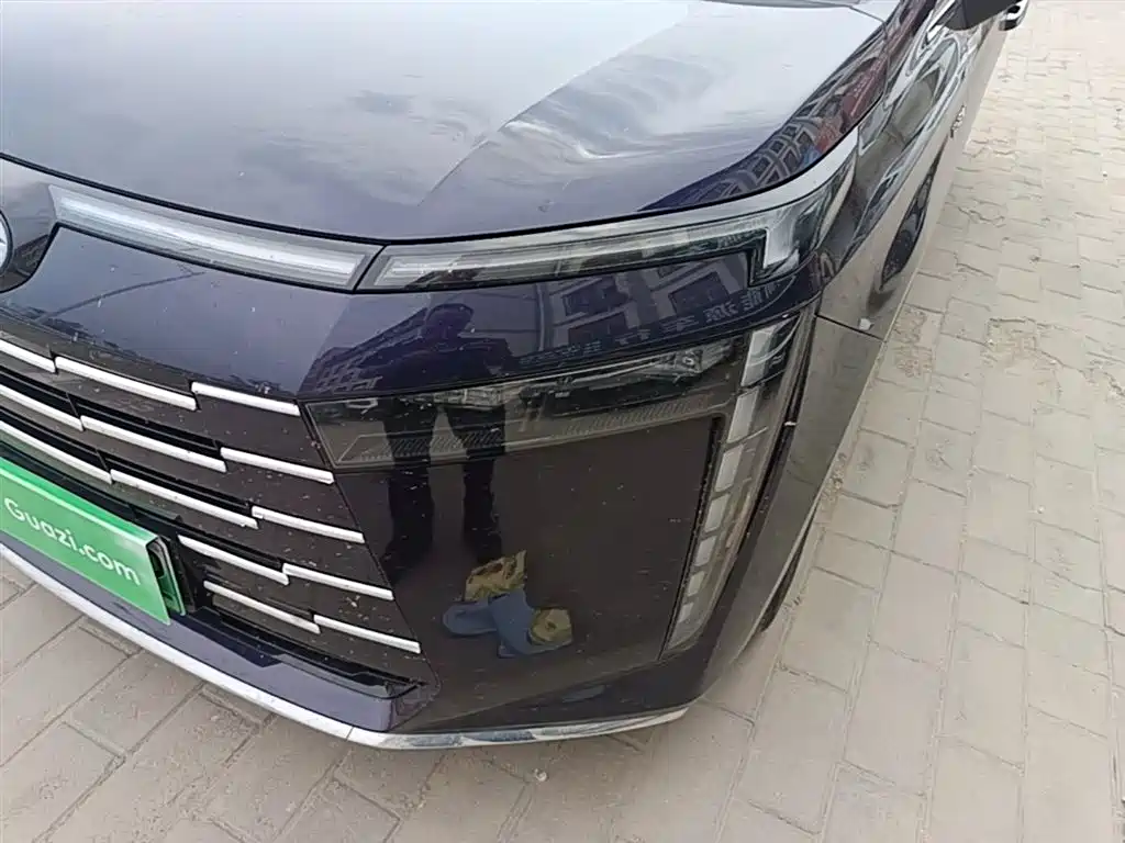 GAC Motor E8 Hybrid 2024 — фото 24