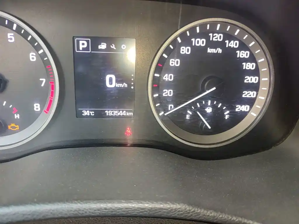 Hyundai Tucson 2015 — фото 17