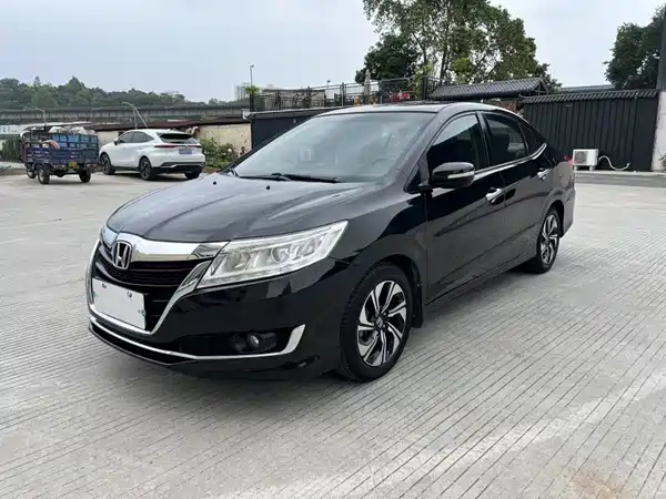 Honda Crider 2016