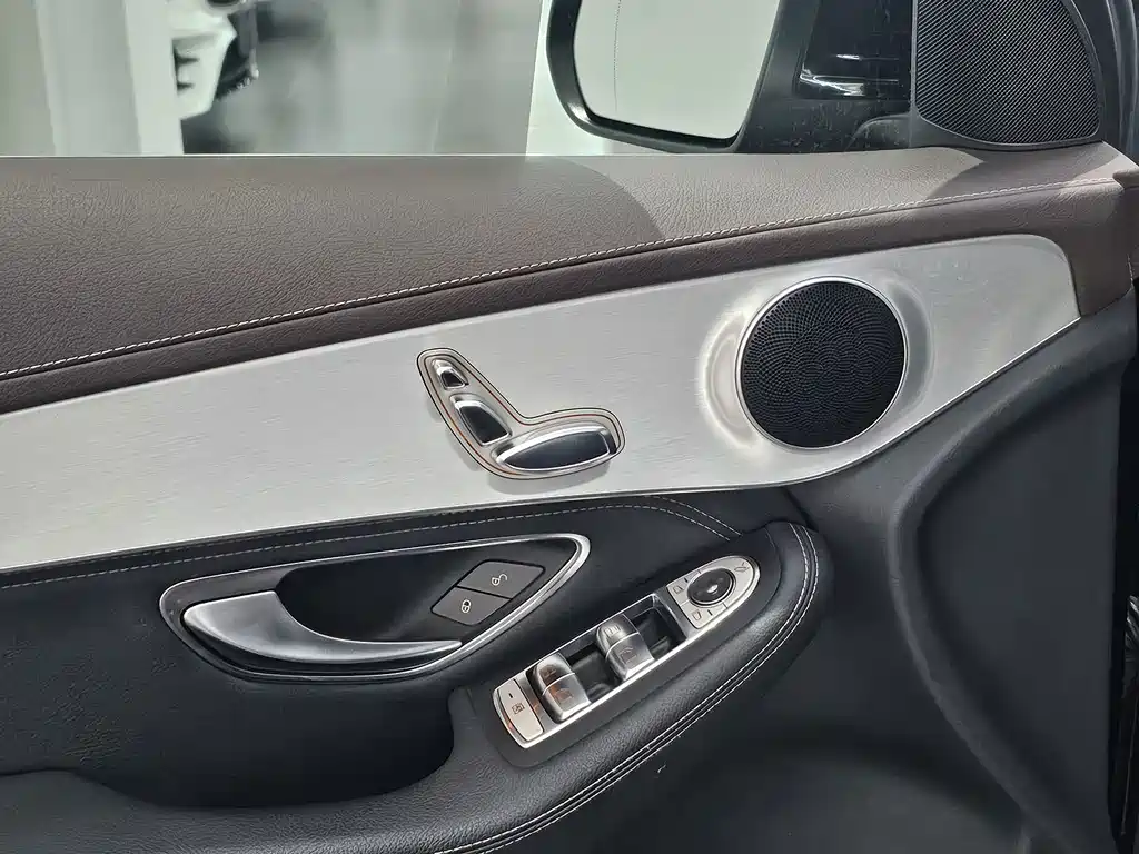 Mercedes-Benz GLC 2016