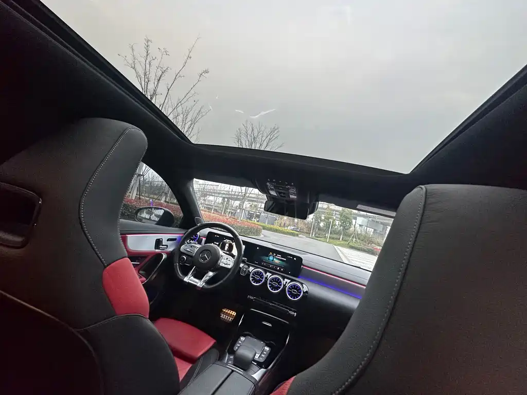 Mercedes-Benz A-Class AMG 2021 — фото 12