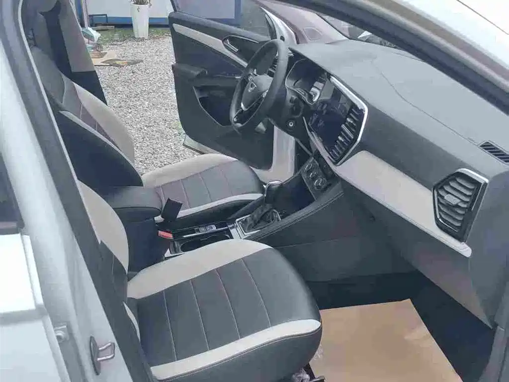 Jetta VS5 2023