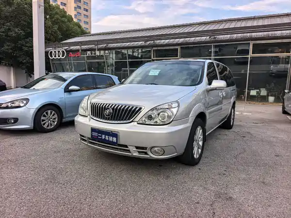 Buick GL8 2013