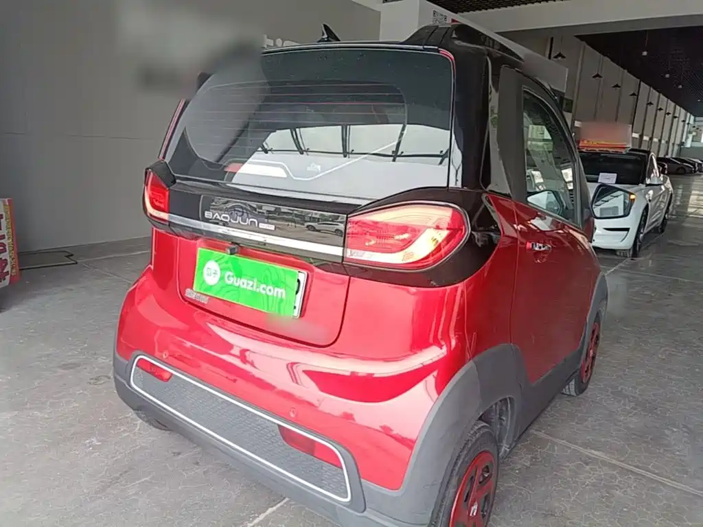 Baojun E100 2021