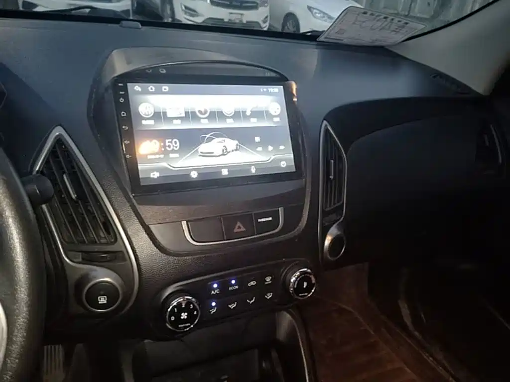 Hyundai ix35 2015 — фото 20