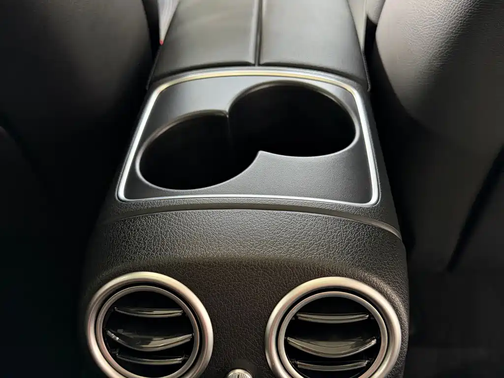 Mercedes-Benz E-Class 2018 — фото 11