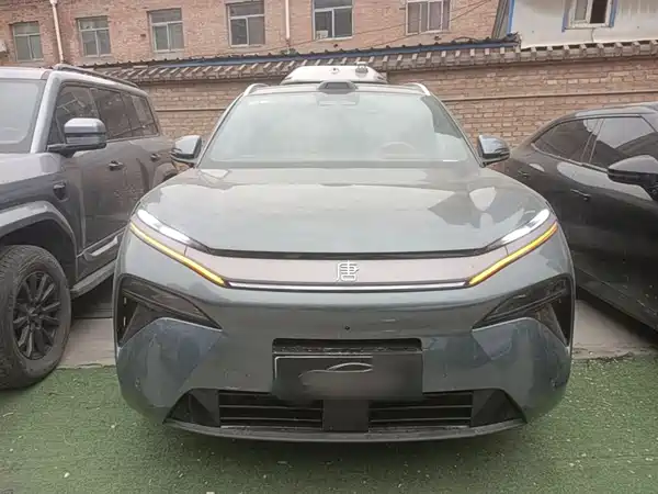 BYD Tang L 2025
