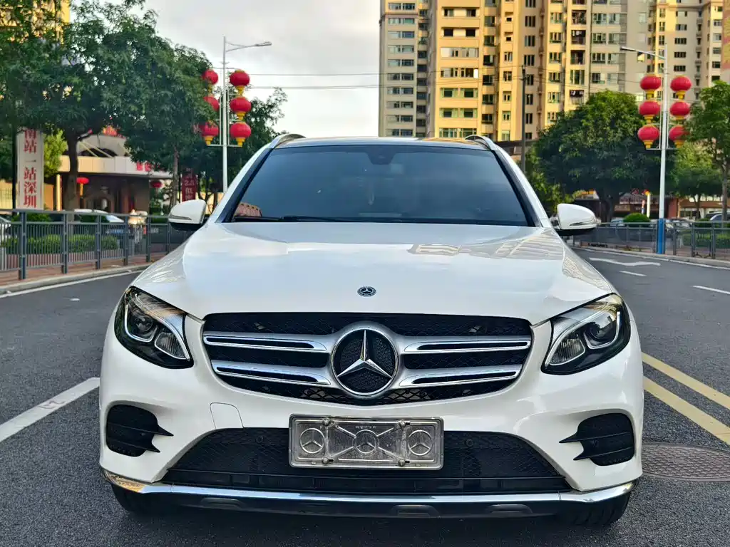 Mercedes-Benz GLC 2018 — фото 11