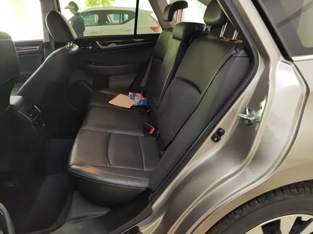 Subaru Outback 2016 — фото 15