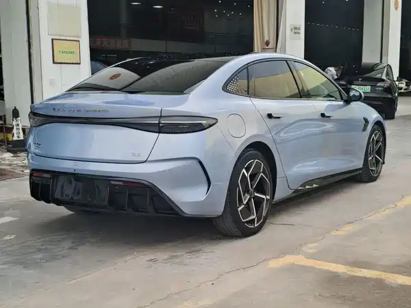 BYD Seal 2023