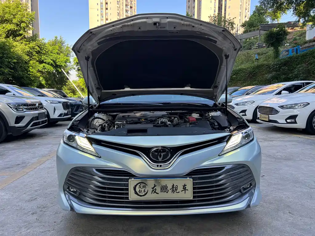 Toyota Camry 2019 — фото 4