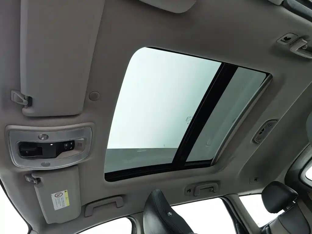 Volvo XC60 2015 — фото 14