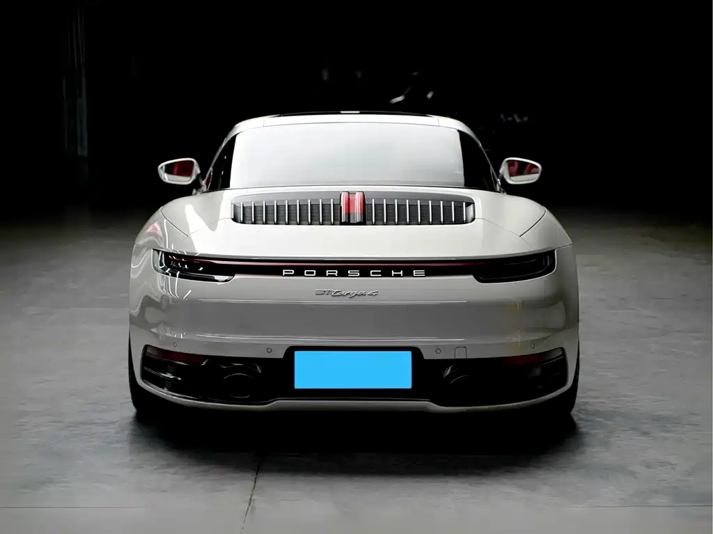 Porsche 911 2021