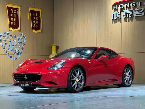 Ferrari California T 2013