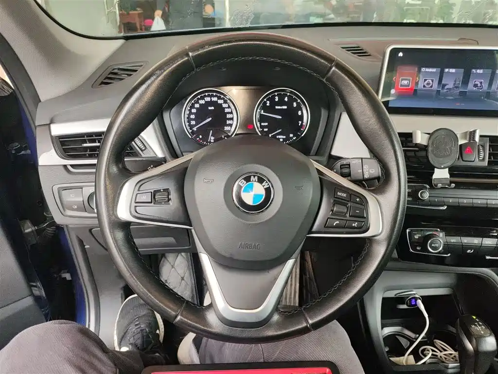 BMW X1 2019 — фото 11