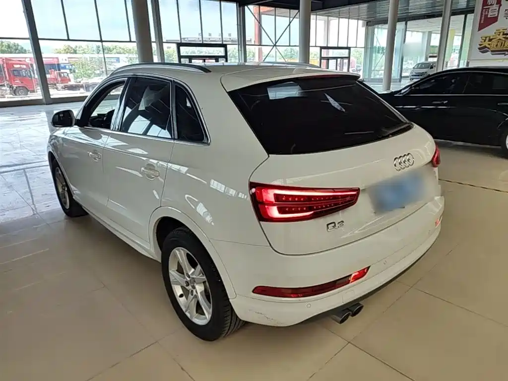 Audi Q3 2017 — фото 5