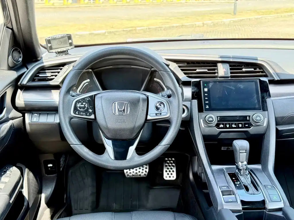 Honda Civic 2021 — фото 14