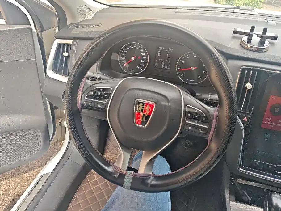 Roewe i6 Classic 2019 — фото 15