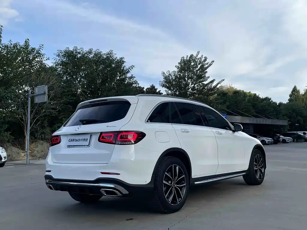 Mercedes-Benz GLC 2020 — фото 9