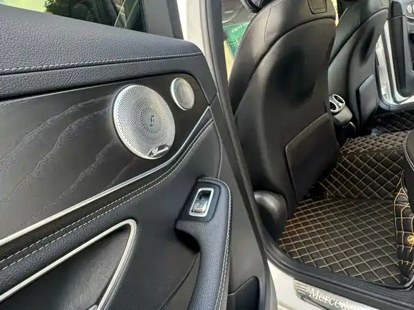 Mercedes-Benz C-Class 2018