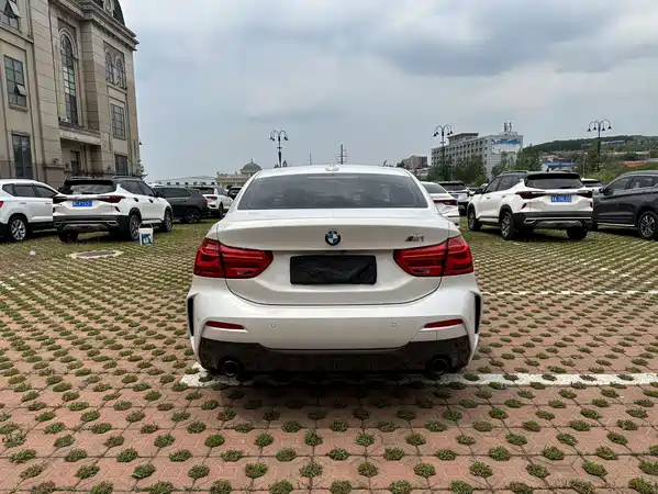 BMW 1 Series 2022