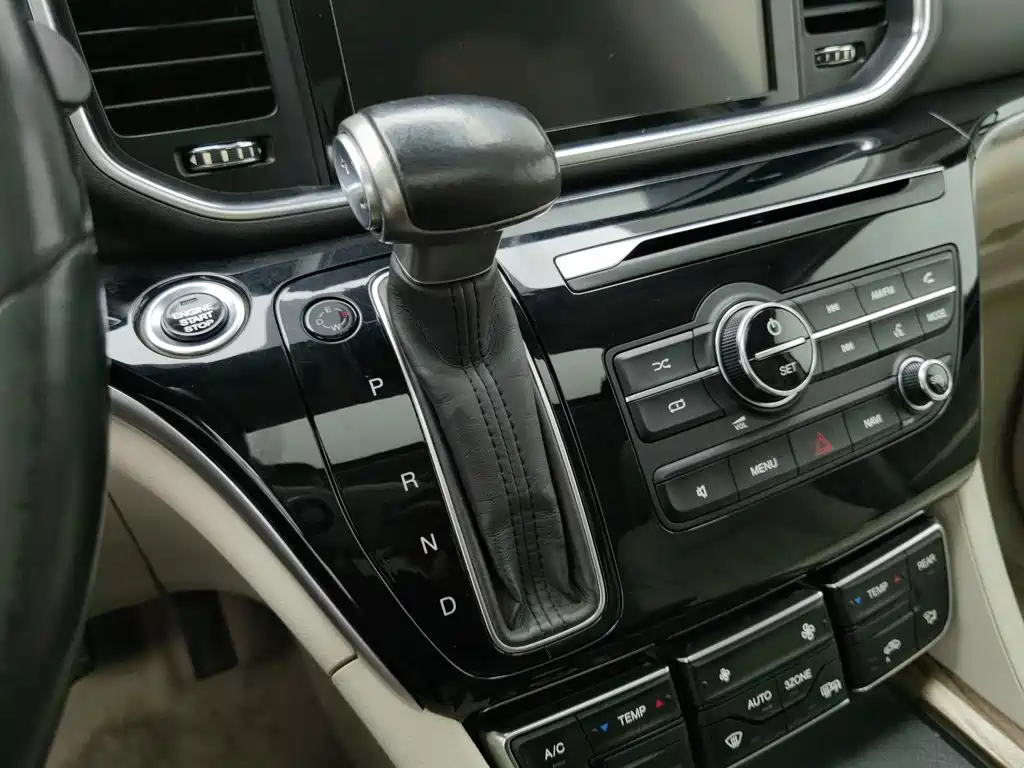 GAC Trumpchi M8 2020 — фото 13