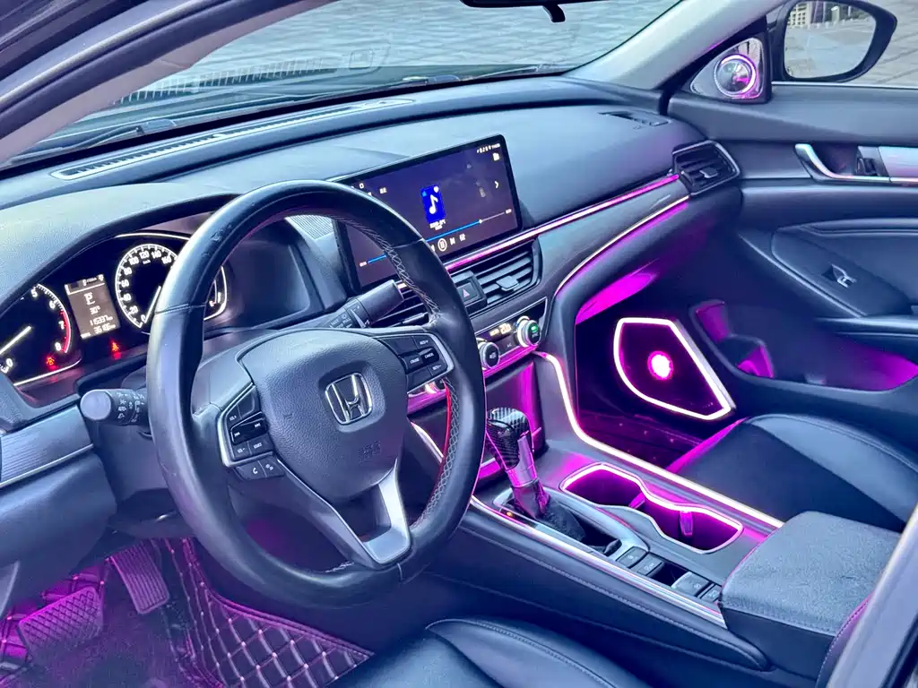 Honda Accord 2019 — фото 11